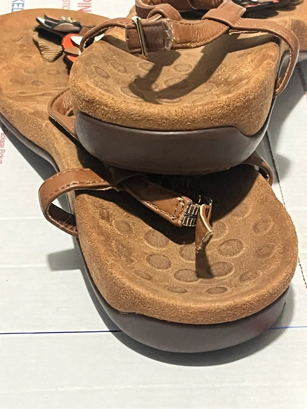 Vionic Paulie Flower Thong Sandal Slingback T Strap Size 7 Podiatrist Designed